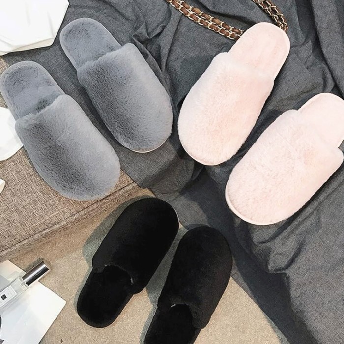 Fuzzy Slippers for Women